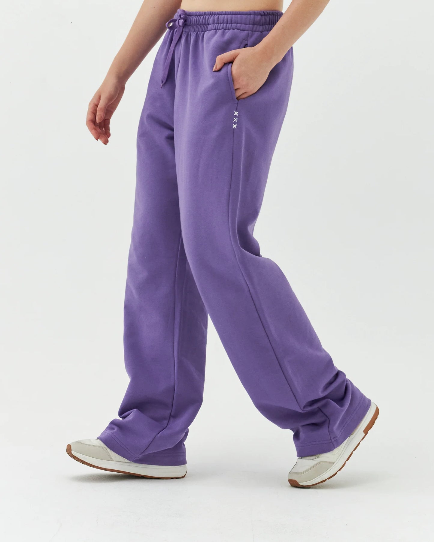 THE FLARED SWEATS