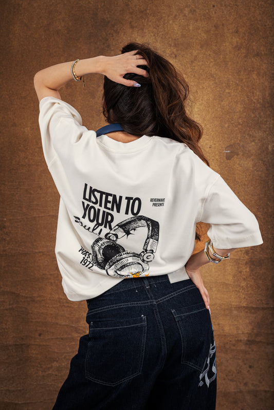 RW White Boxy-TEE "LISTEN TO YOUR SOUL"