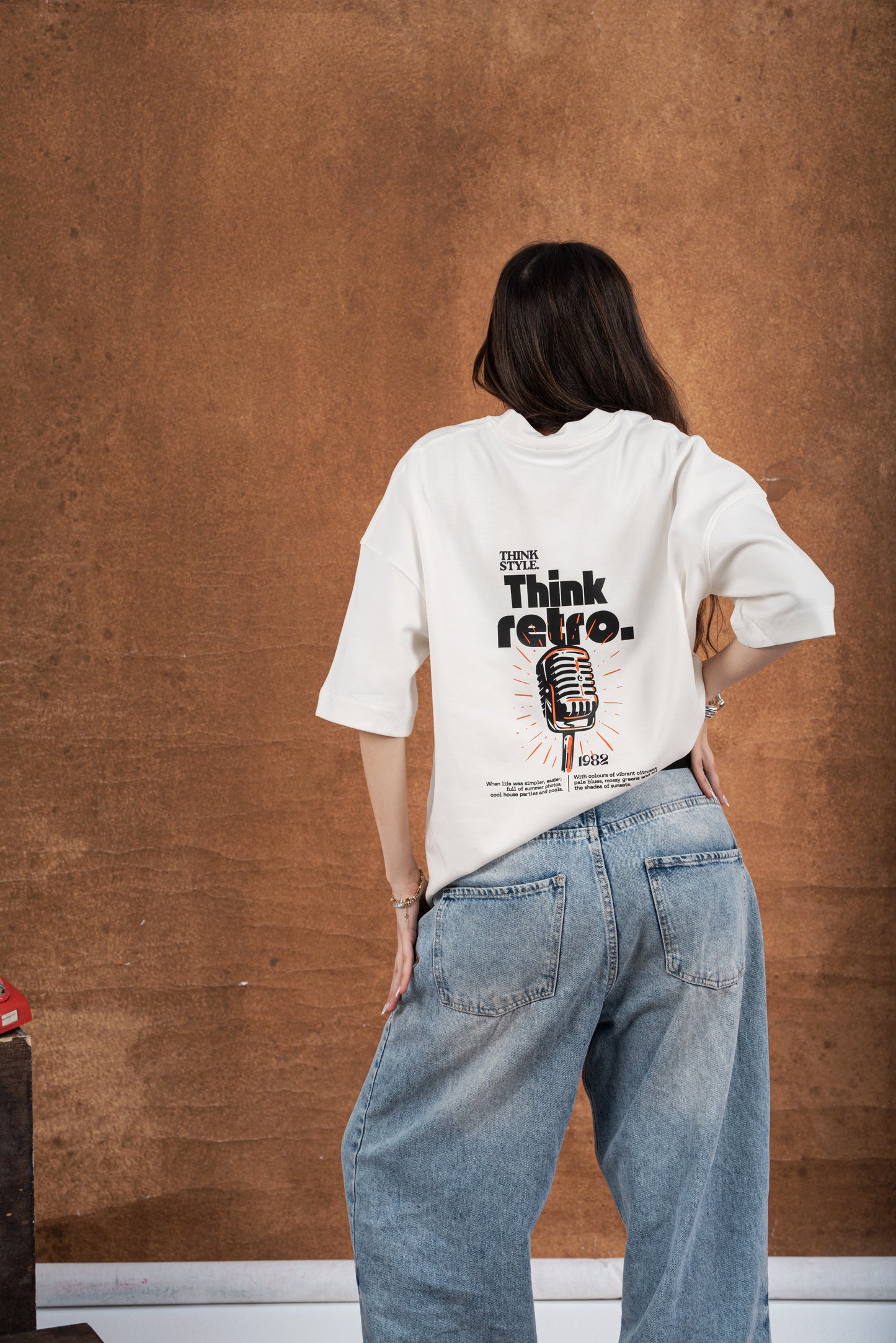 RW White Boxy-TEE "THINK RETRO"