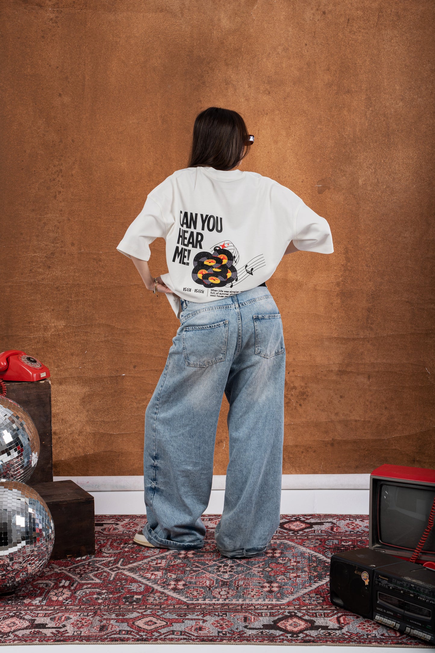 RW White Boxy-TEE "CAN YOU HEAR ME"