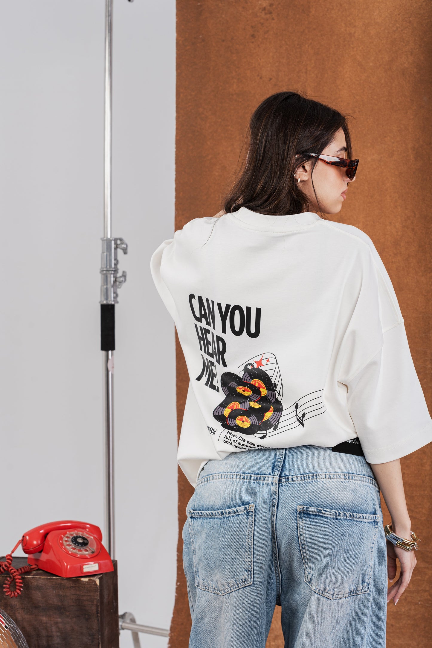 RW White Boxy-TEE "CAN YOU HEAR ME"