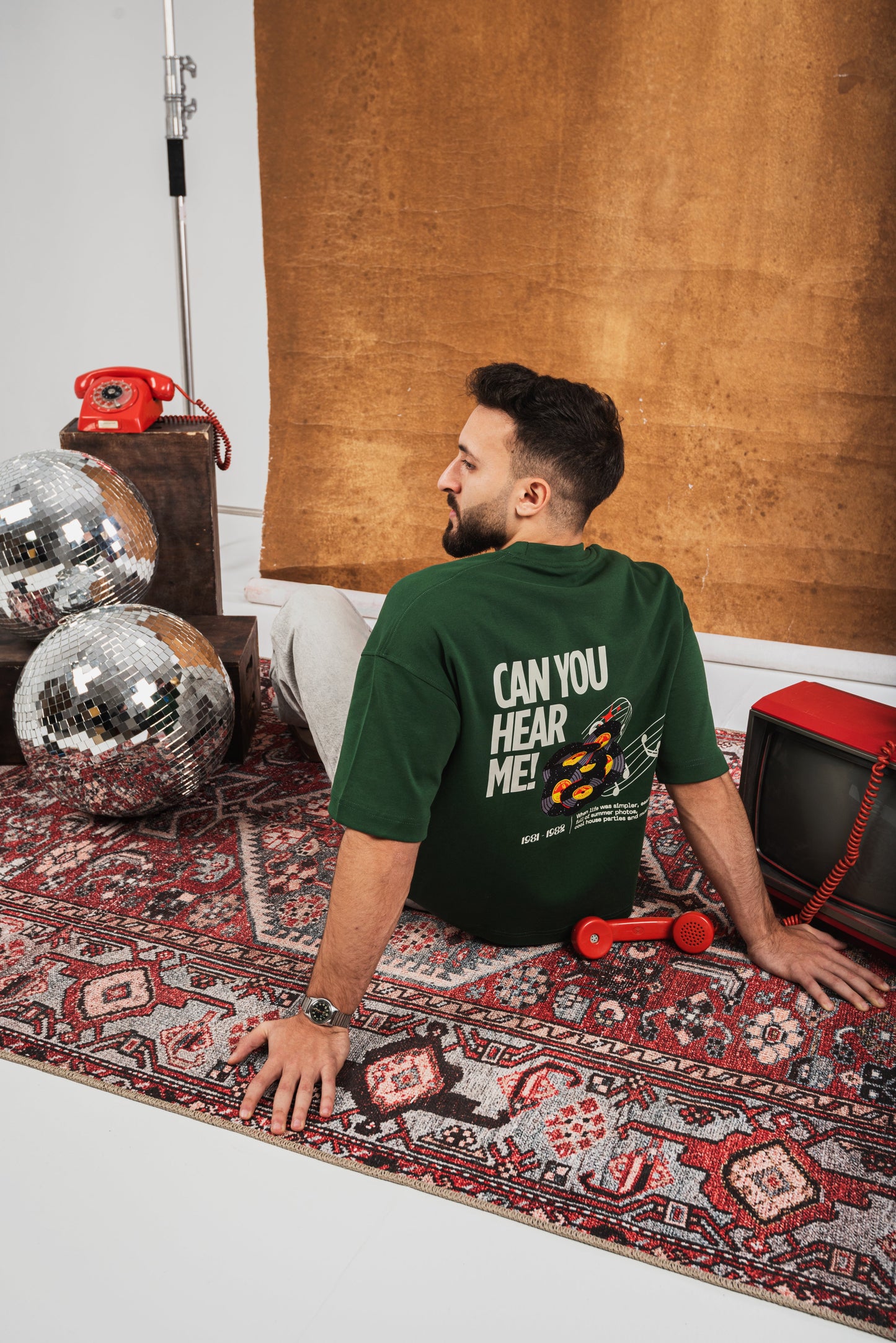 RW Green Boxy-TEE "CAN YOU HEAR ME"