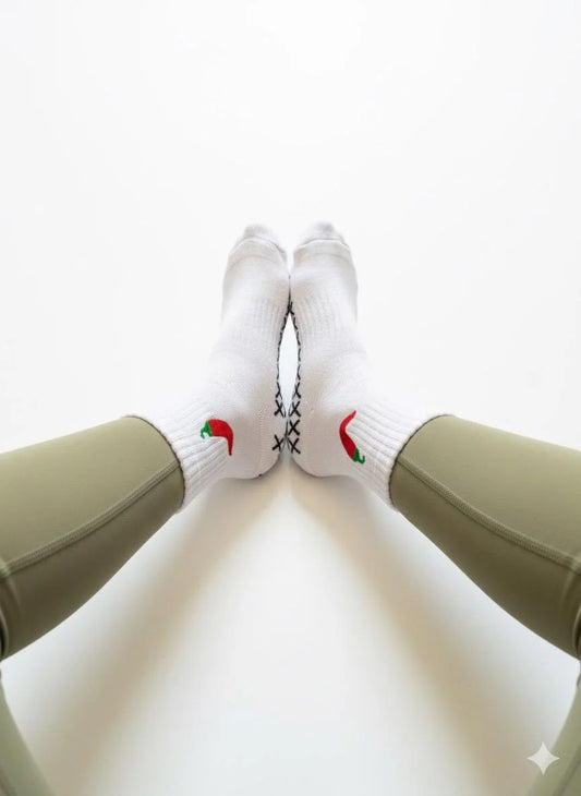 ‘Hot girls eat pasta’ mad grip socks