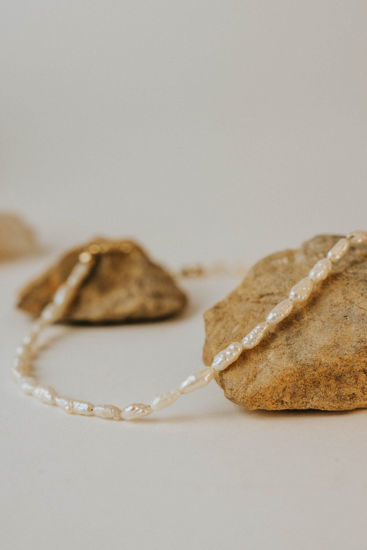 Bianca choker