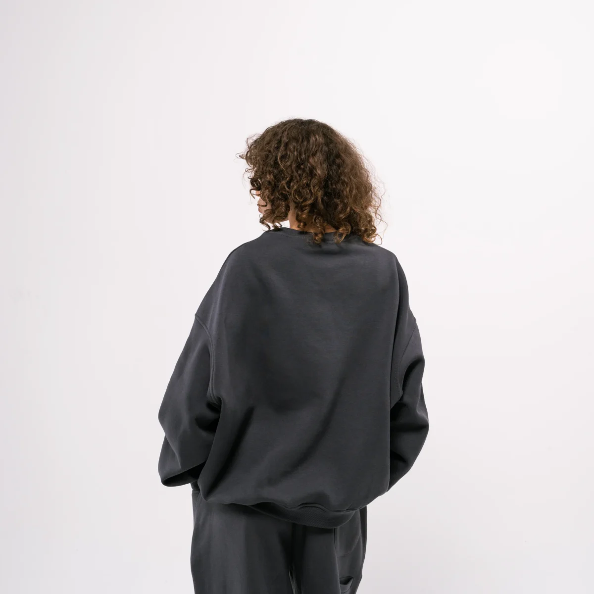 Charcoal crewneck - Image 3