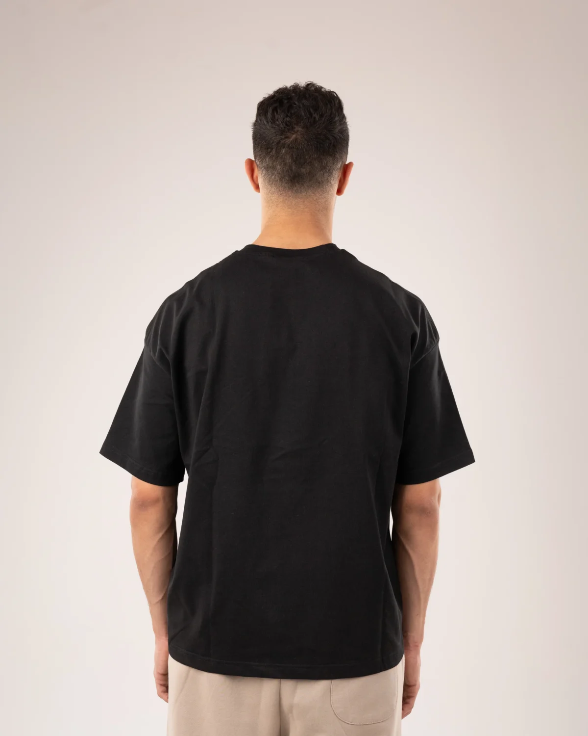 Heavy-Weight t-shirt - Black - Image 4