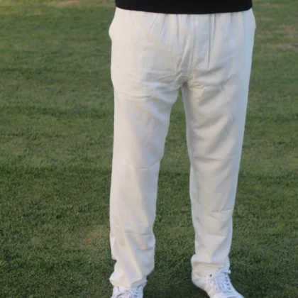 Linen pants in beige