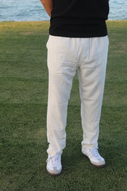 Linen pants in beige