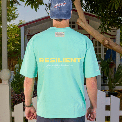 RESILIENT Tee