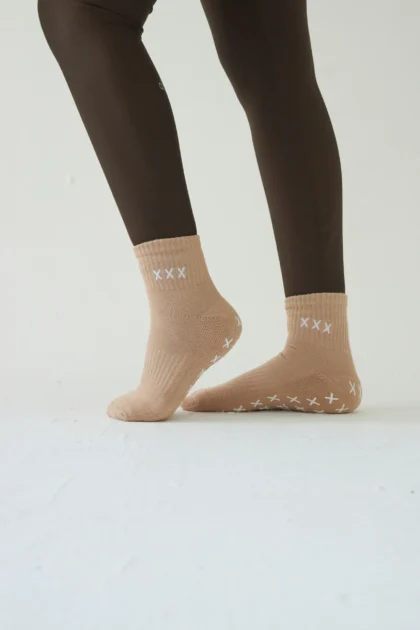 Beige classic mad grip socks
