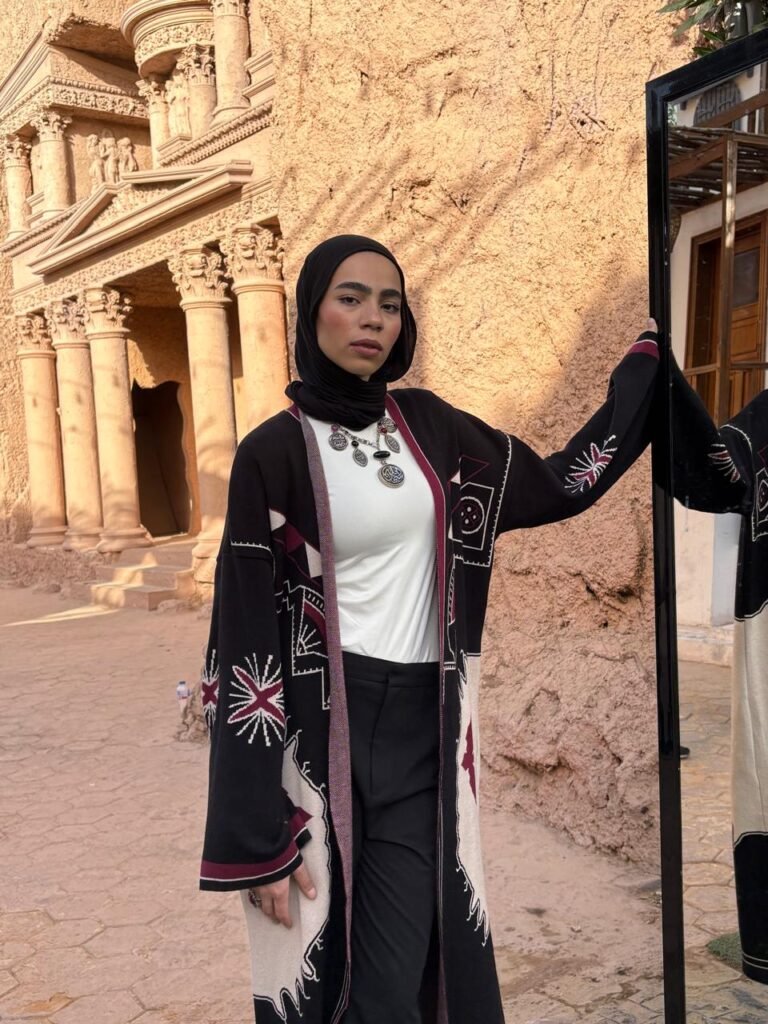 Qamar-قمر Cardigan